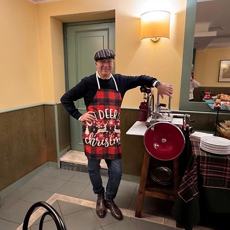 Hotel La Goletta Binasco Eksteriør billede